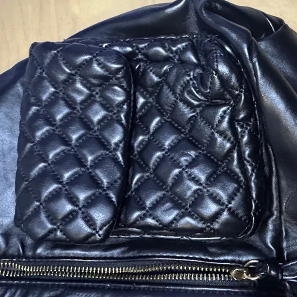 Quilted Front Pocket Black Women's Backpack - Image 3