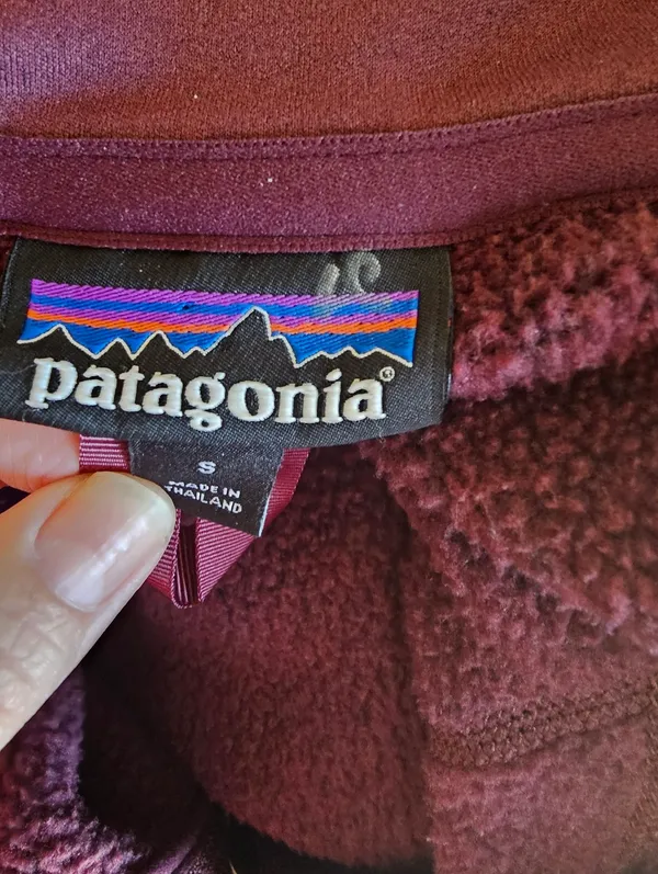 Patagonia Sweater - Image 4