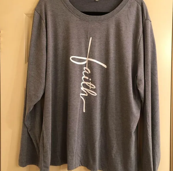 Casual “Faith” Top Gray Size 2X - Image 3