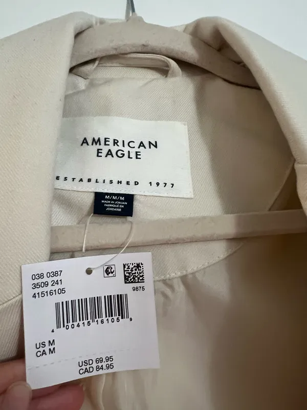 American Eagle Cropped Blazer - Image 4