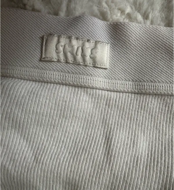 SKIMS Bra - Image 2
