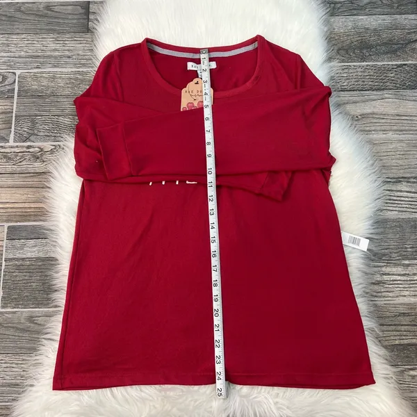NWT Rae Dunn Merry Graphic Top - Image 5