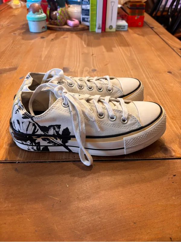 Converse womens Chuck Taylor All Star platform hybrid floral sneakers cream 7 - Image 4