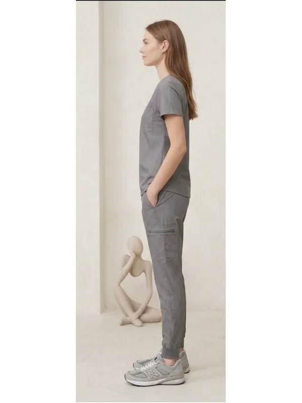 FIGS Technical Collection Zamora Jogger Scrub Pants Womens M Gray Cargo Stretch - Image 3