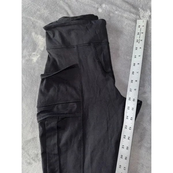 Lululemon Women's Black Cargo Leggings High Rise Zip Pockets Sz 8 - Image 7