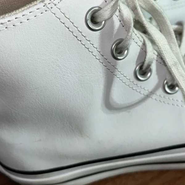 Converse Chuck Taylor All Star leather high tops. White size women’s 6.5 - Image 10