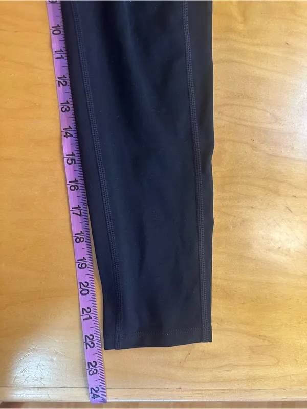 Girlfriend Collective Black Compressive Pocket 7/8th Legging Medium - Image 9