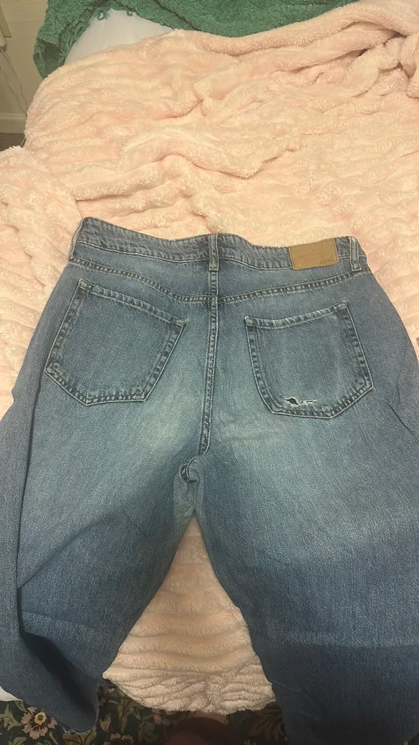 Aeropostale Wide-Leg High-Rise Jeans - Image 2