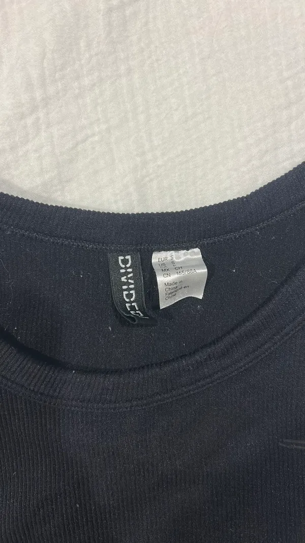 Divided H&M Top Tank Crop - Image 2