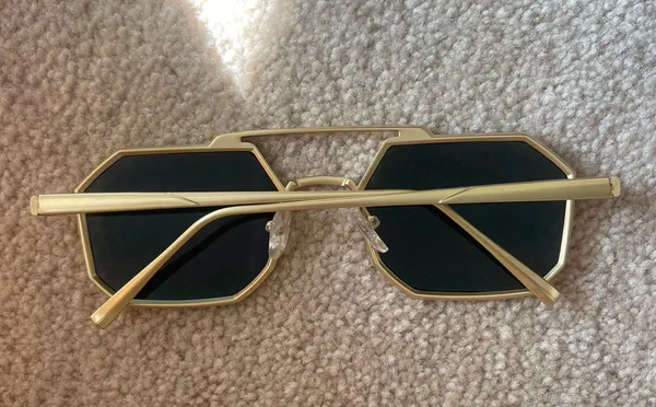 Quay Aviators Sunglasses - Image 2