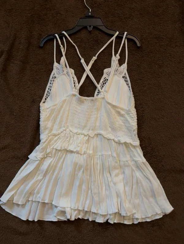 Le Miel Boutique White Flow-y Tank - Image 2