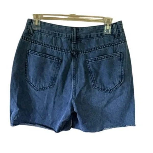 ROMWE Women’s Star Patchwork Denim Shorts Blue Raw Hem Size Medium Jorts - Image 4