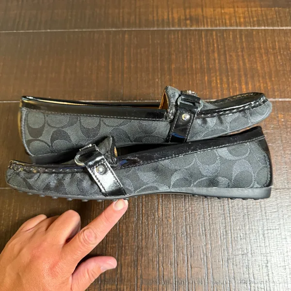 Coach Felisha Loafers Women 9.5B Black Signature Monogram Driving Moccasin Flat - Image 4