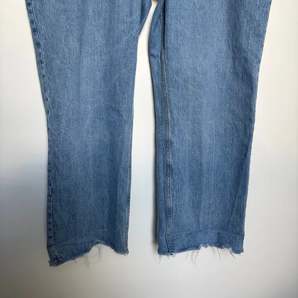 Abercrombie & Fitch The 90s Relaxed Jean Curve Love High Rise Size 34/18 Short - Image 3