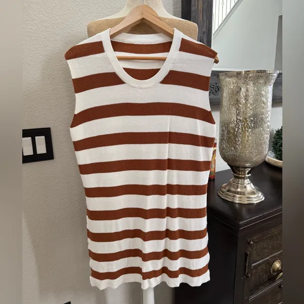 2 Piece Sleeveless Lounge Set size M Brown Size M - Image 2