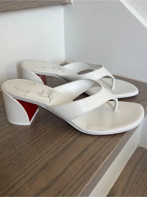 Christian Louboutin Janetonga 55mm Leather Thong Sandals in White - Image 5