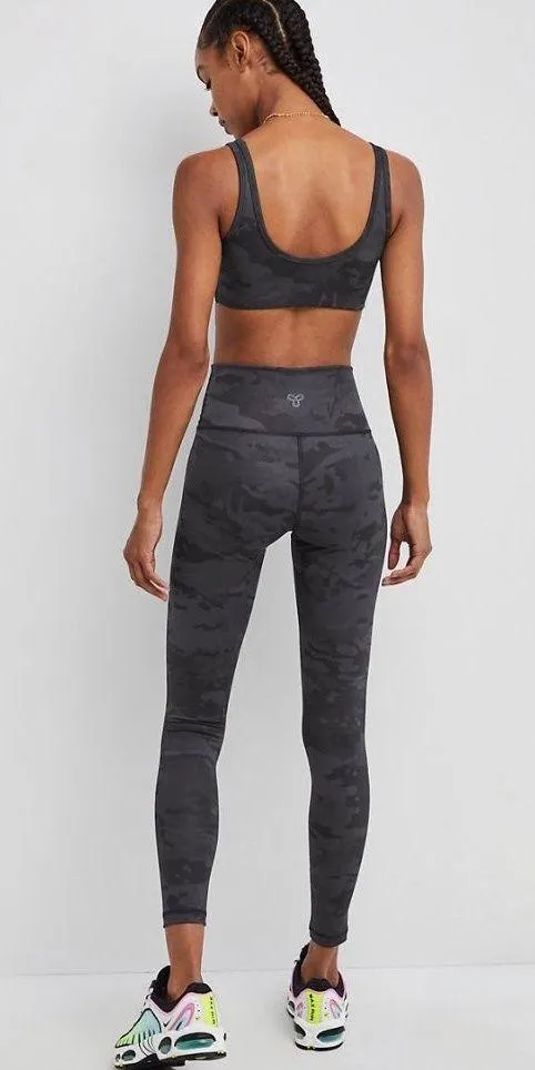 NWT  TNA Leggings - Image 3