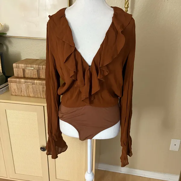 REFORMATION Brown Ruffle Penny Bodysuit Size Medium‎ - Image 3