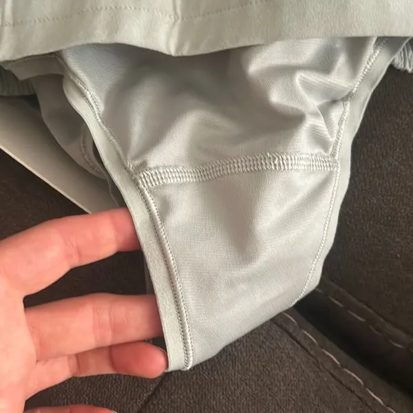 Lululemon Hotty Hot Lr Shorts 2.5" Hazy Jade Size 4 Nwt *Rare* - Image 5