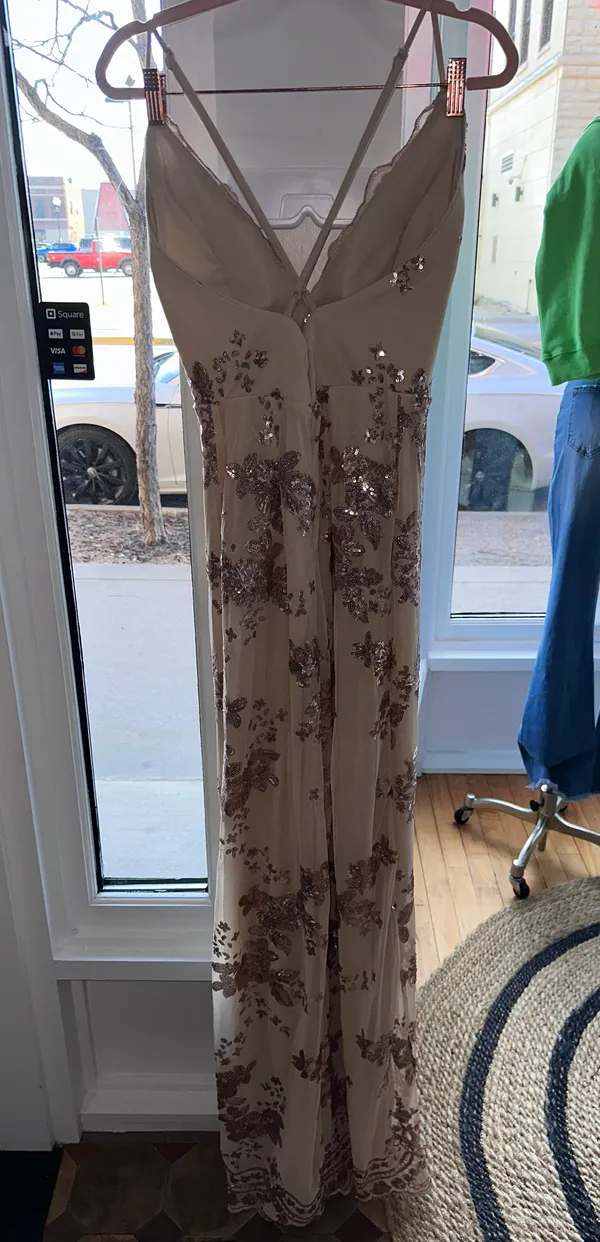 Boutique Gold / Tan Lace Prom Dress - Image 7