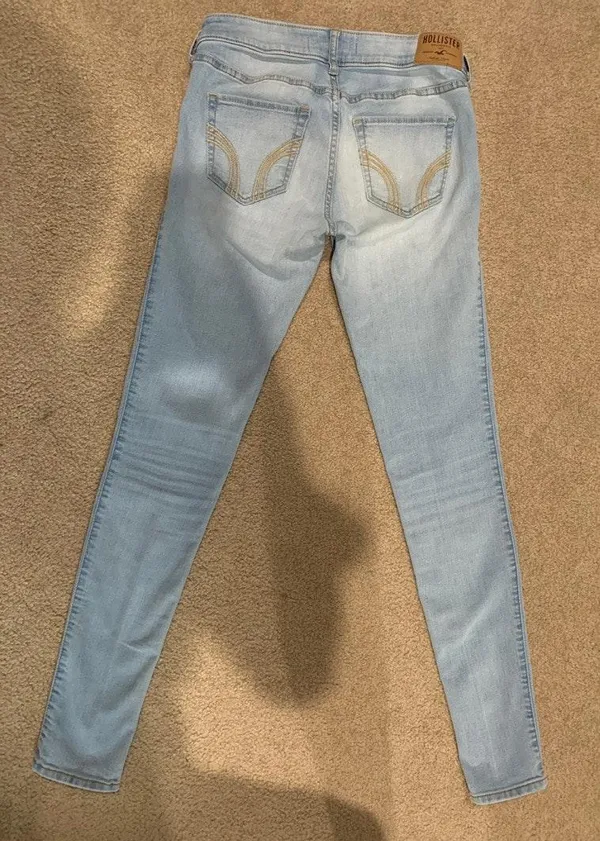 Hollister Jeans - Image 3