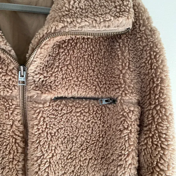 Aritzia The Teddy Sherpa Full Zip Oversized Jacket Tan Camel - Image 3