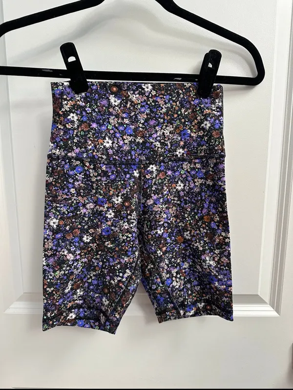 Lululemon 8” Shorts - Image 3
