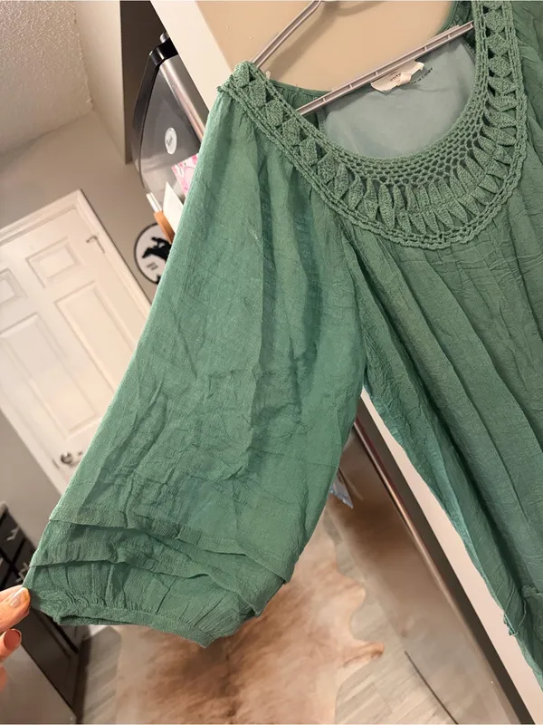Entro Sage Green Crochet-Neck Boho Dress – Excellent Condition (Size L) - Image 3
