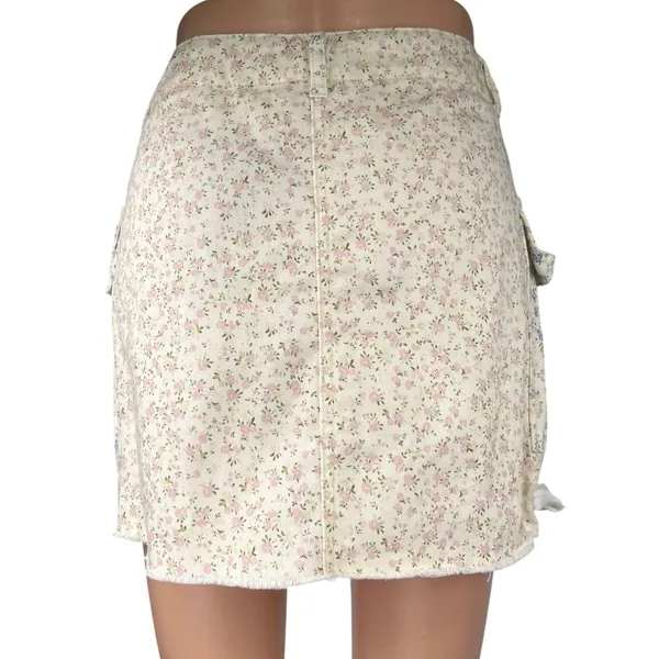 Altar'd State White Pink Floral Print Raw Hem Straight Pencil Mini Cargo Skirt M - Image 3