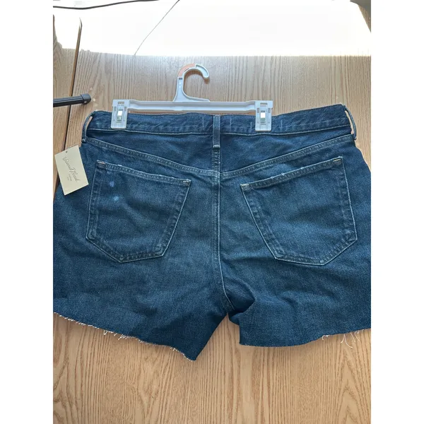 Universal Threads New Womens 90's Baggy Jean Shorts 4” Inseam Mid Rise Size 14 - Image 4