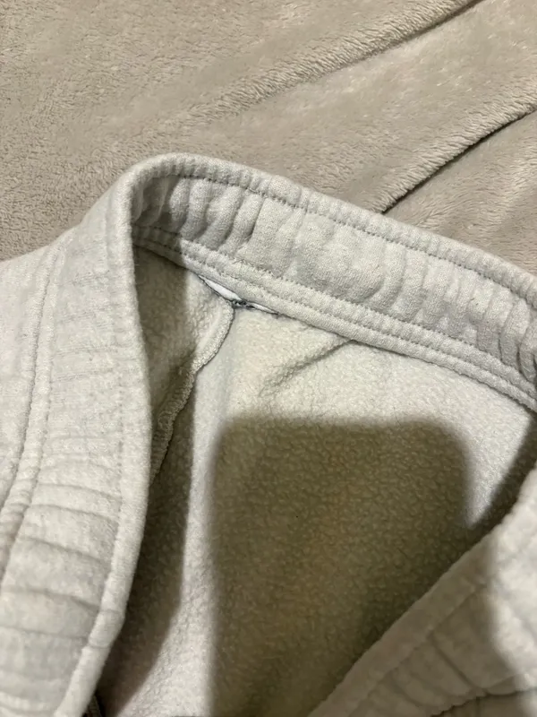 Aritzia Sweatpants - Image 4