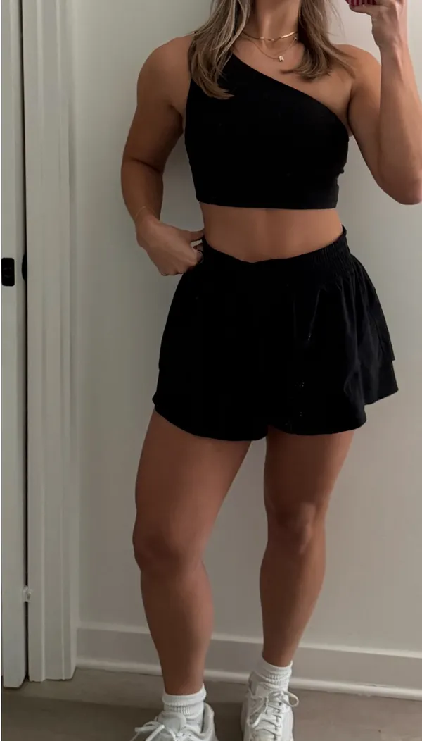 Lululemon High Rise 2.5” Shake It Out Shorts - Image 9