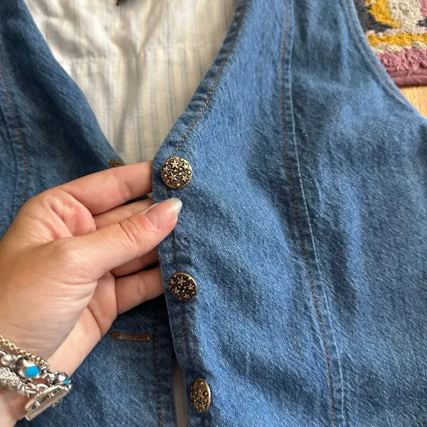 Faded Glory VTG Pinstripe Denim Button Front Cotton Vest White Blue Size Medium - Image 5