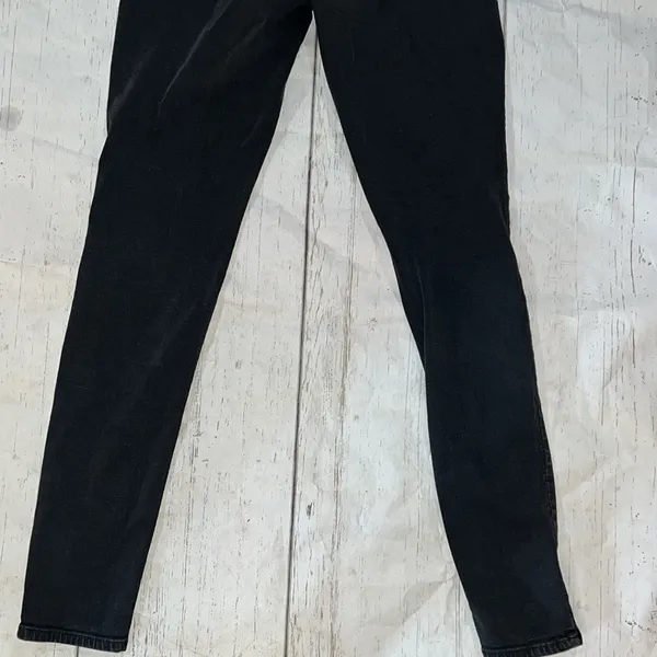 American Eagle black high rise skinny jeans - Image 5