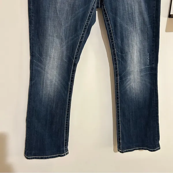 Miss‎ Me Easy Bootcut Rhinestone Embroidered Blue Jeans Size 29 - Image 5