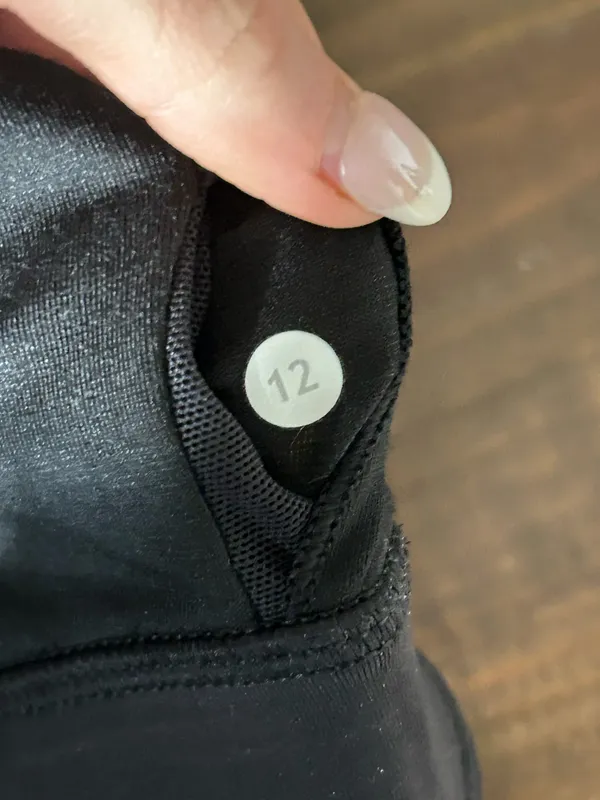 Lululemon Energy Sports Bra Sz 12 - Image 8
