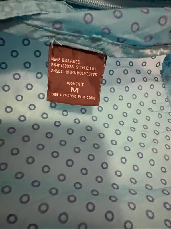 New Balance Turquoise Hooded Running Jacket - Image 8