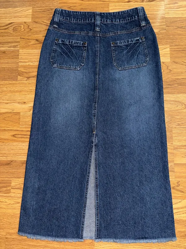Cato Long Denim Skirt Women’s Size 6 Dark Wash Distressed Raw Hem Fringe Slit - Image 7