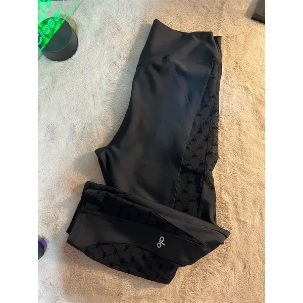 Alo Yoga Women's Airlift High Waist Capri Celeste Leggings Black Mesh Size L - Image 8