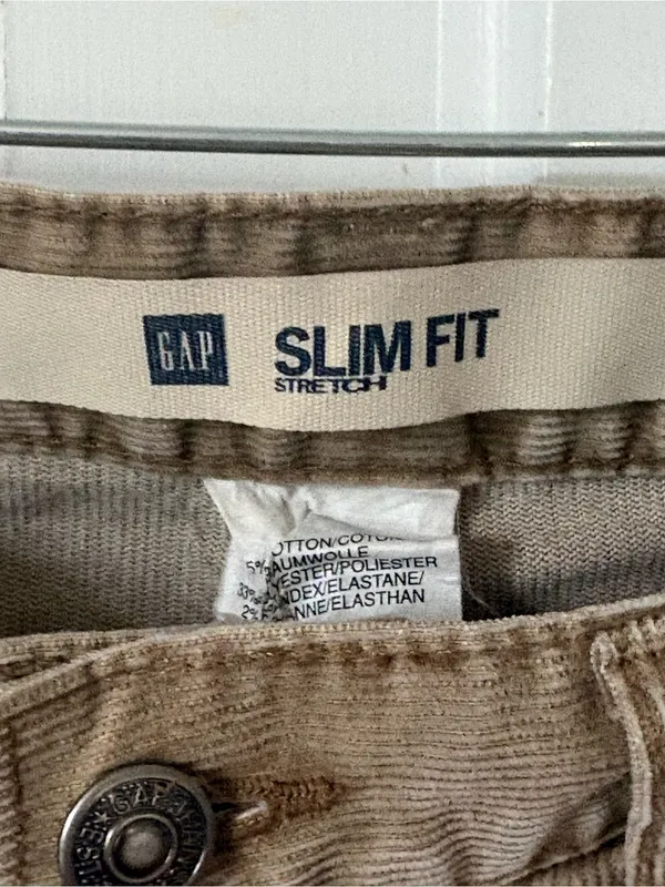 GAP Slim Corduroy Pants in Khaki - Image 4