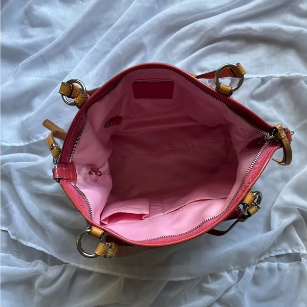 Coach Leah Patent Leather Signature Bucket Bag Tote - Image 12