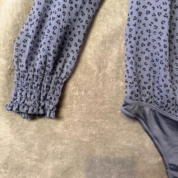 Abercrombie & Fitch Cheetah Print Chiffon Bodysuit Womens M Blue Animal Print - Image 3