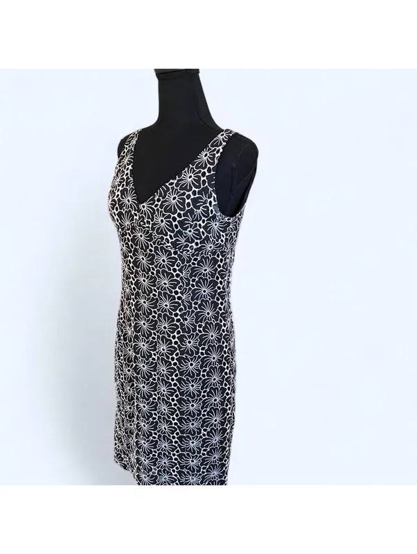 Bergamo black floral mini dress coquette fairy fitted mini dress Size 6 🖤 - Image 6