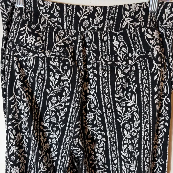 Abercrombie & Fitch Black Floral Print Wide Leg Boho Casual Pants Size‎ 2 - Image 3
