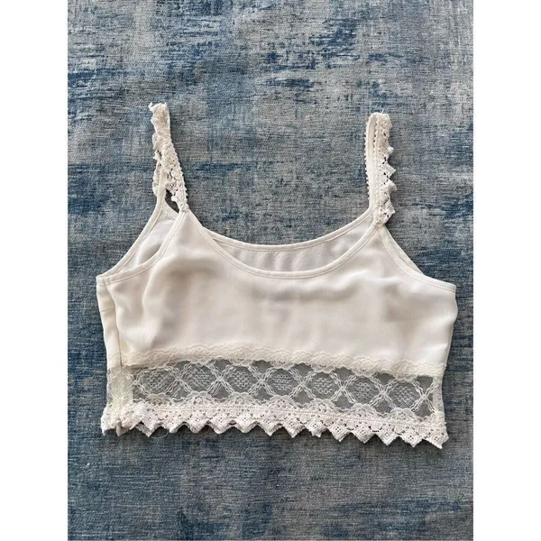 Kendall & Kylie White Lace Side Zip Crop Top Medium - Image 2