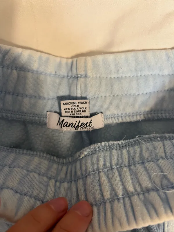 Light blue sweatshorts - Image 2