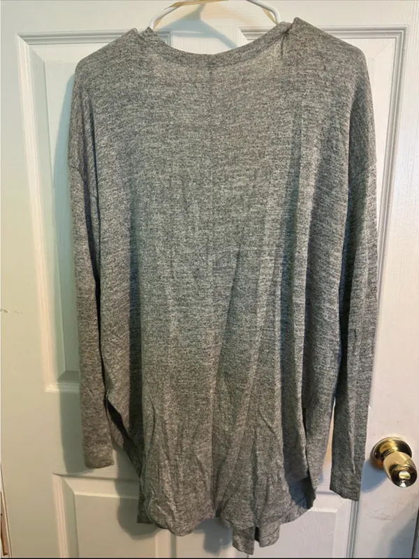 a.n.a Heather Gray Open-Front Women's Cardigan - Image 3