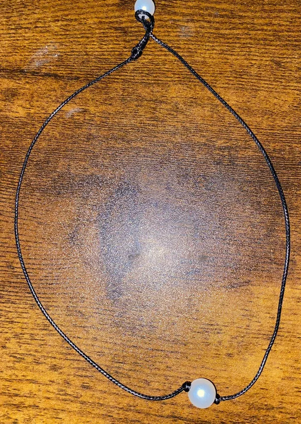 Amazon Clam Pearl Necklace - Image 2