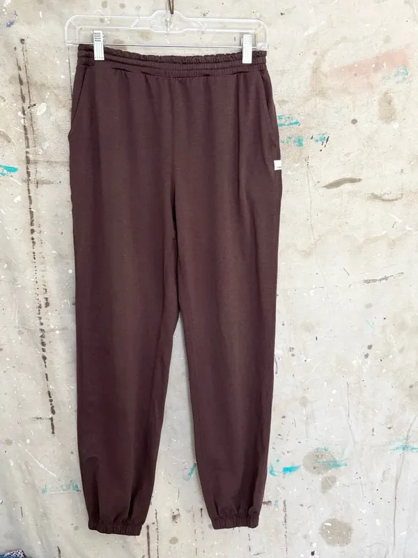 Vuori Boyfriend Jogger Sweatpant - Image 2