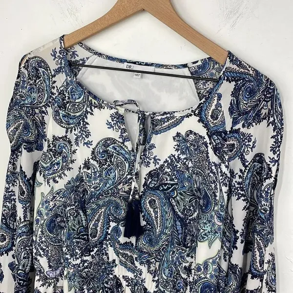 DR2 by Daniel Rainn Blue White Paisley Shift Dress Tassel Tie Neck Split MEDIUM - Image 3
